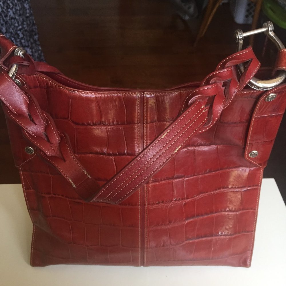 Brighton Collection Red Croc Leather Large Square Shoulderbag - Picture 2 of 6
